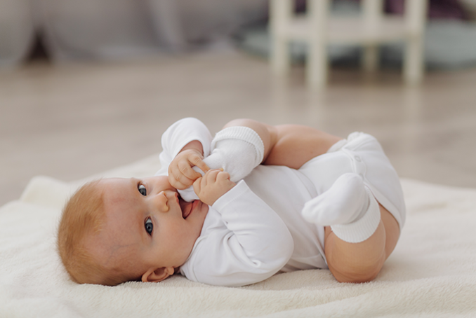 Photo d'un bébé en bonne santé